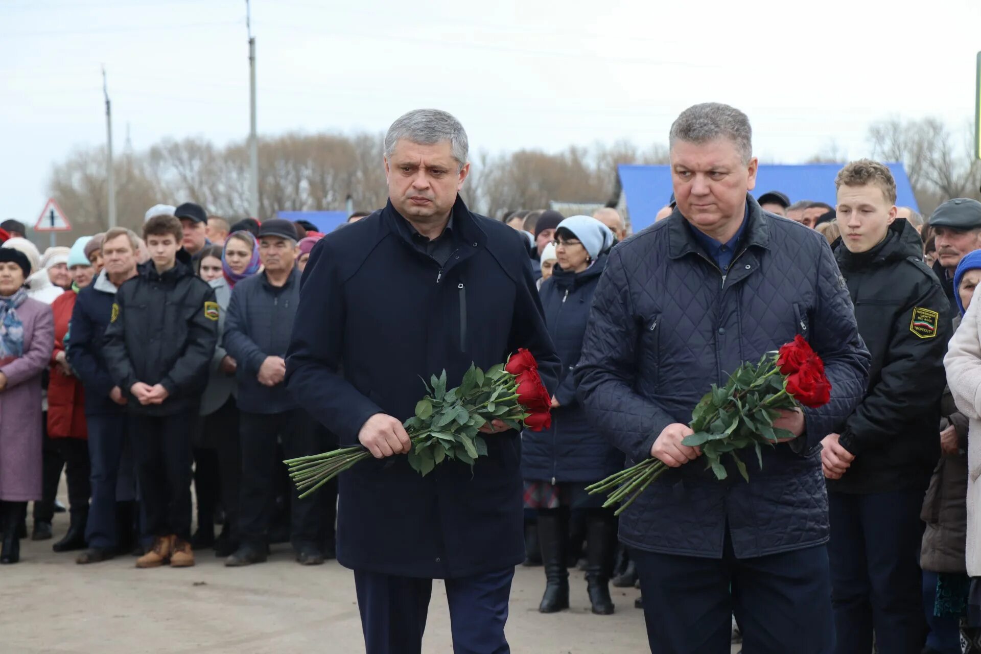 Последние новости сво к этому часу. В Весьегонске простились с участником сво. Истра прощание с участниками сво. В Богдановиче простились с участником сво. Богдашкино Цильнинский район прощание с сво.