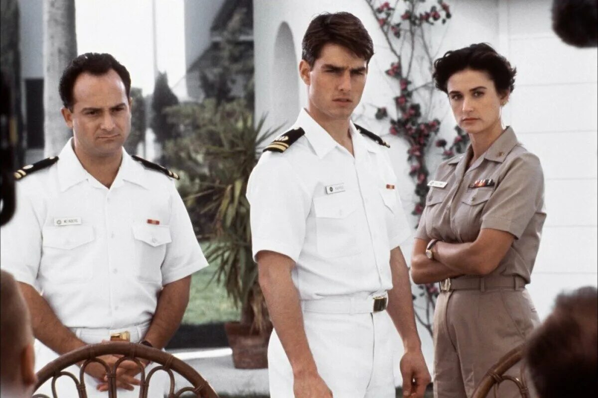 немного хороших парней. немного хороших парней. немного хороших парней. несколько хороших парней дэми мур. немного хороших парней.