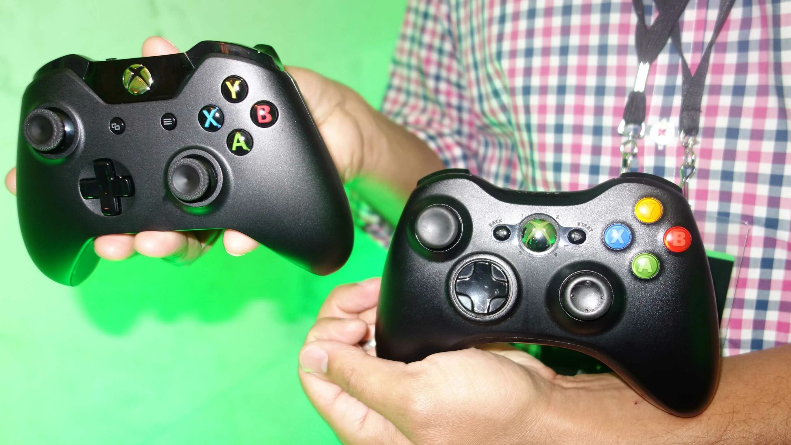 Геймпад от xbox 360 проводной. Версии геймпадов xbox. Кнопки джойстика xbox 360. Джойстик xbox one elite. Версии геймпадов xbox.