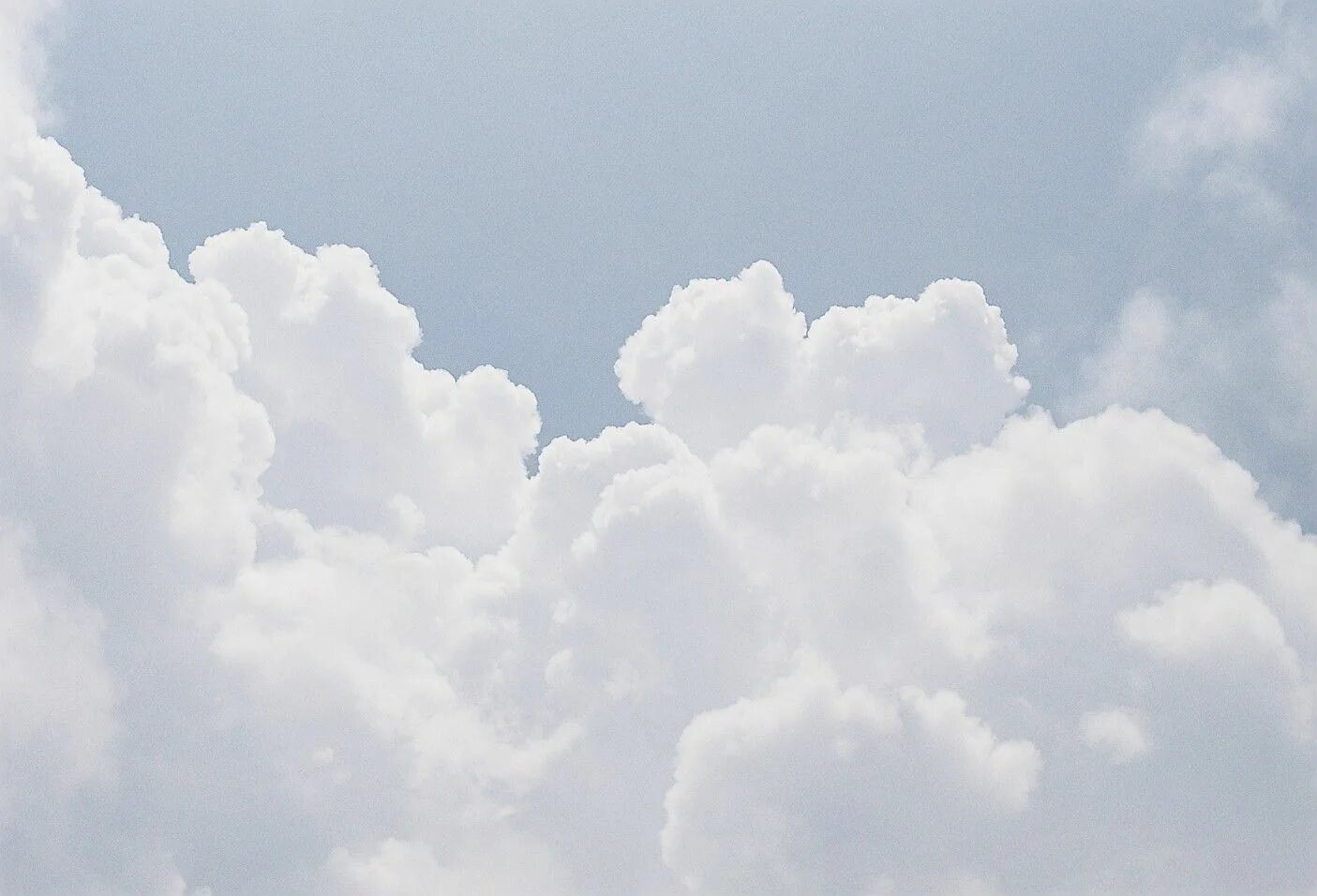 Cloud desktops. Облака Эстетика. Эстетика облачков. Белые облака Эстетика. Облака aesthetic.