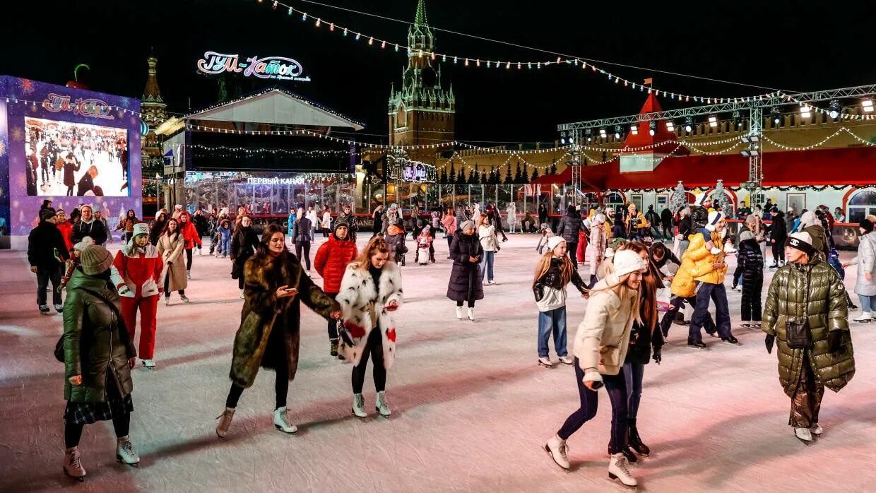 ГУМ-каток Москва. ГУМ-каток на красной площади. ГУМ каток 2021 Москва. Московский ГУМ каток. Москва каток на красной площади 2023