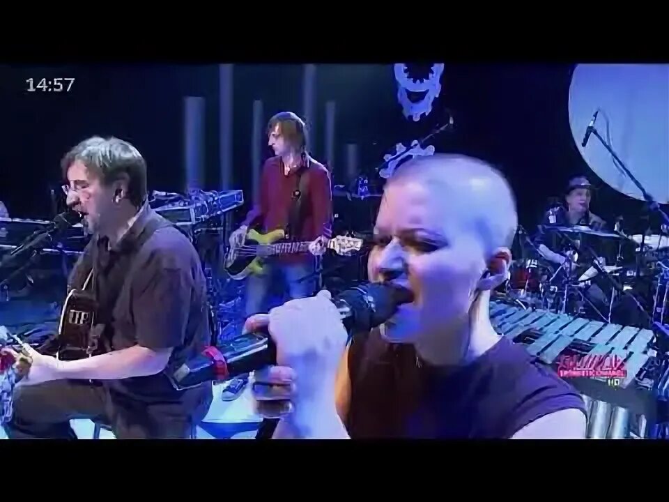 Шевчук 1987 концерт в скк. Ддт иначе 2011. Ддт памяти ушедших. Ты будешь вечно со мной ддт. Cover ддт свобода.