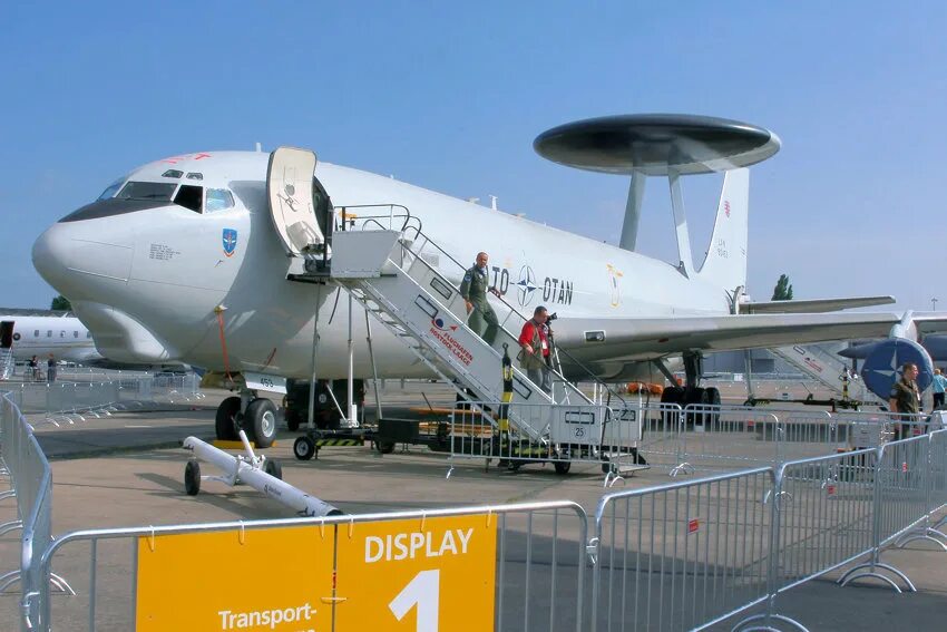 E 3a sentry. Боинг e 3a sentry. boeing e-3 sentry. boeing e-3a sentry кабина.