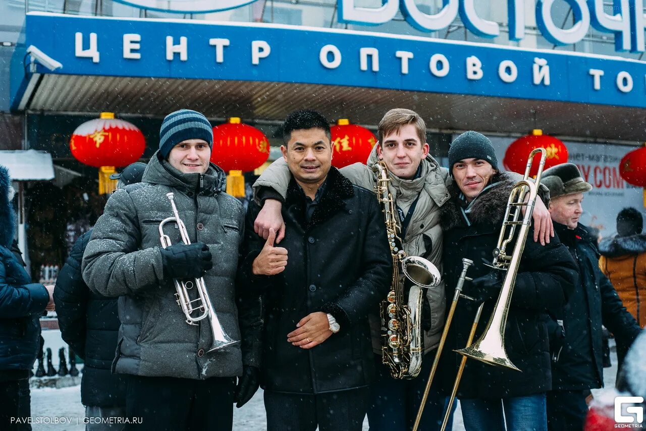 Восточное шоссе 17 нижний тагил. Вояж депо нижний тагил. Сумки в планете одежды и обуви. Магазин товары из ссср нижний тагил. Тц восточный нижний тагил.