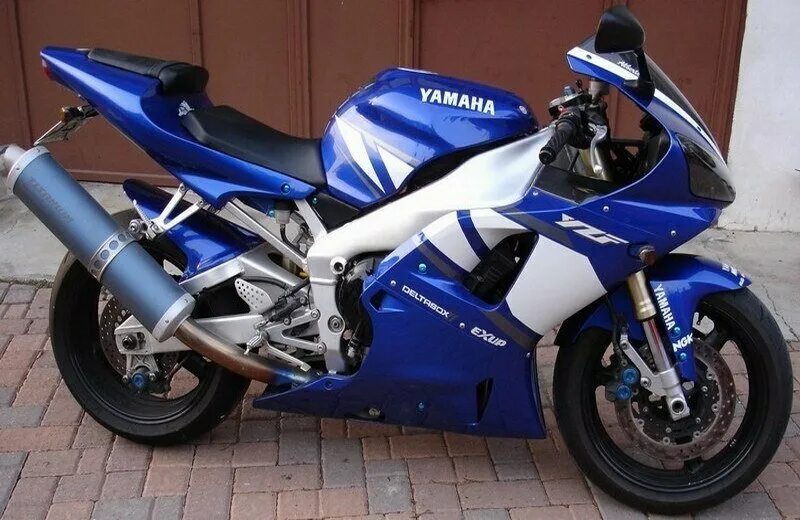 Yamaha r1 2001. Yamaha YZF-r1 2000. Ямаха YZF-r1 2001. Yamaha YZF r1 синий.