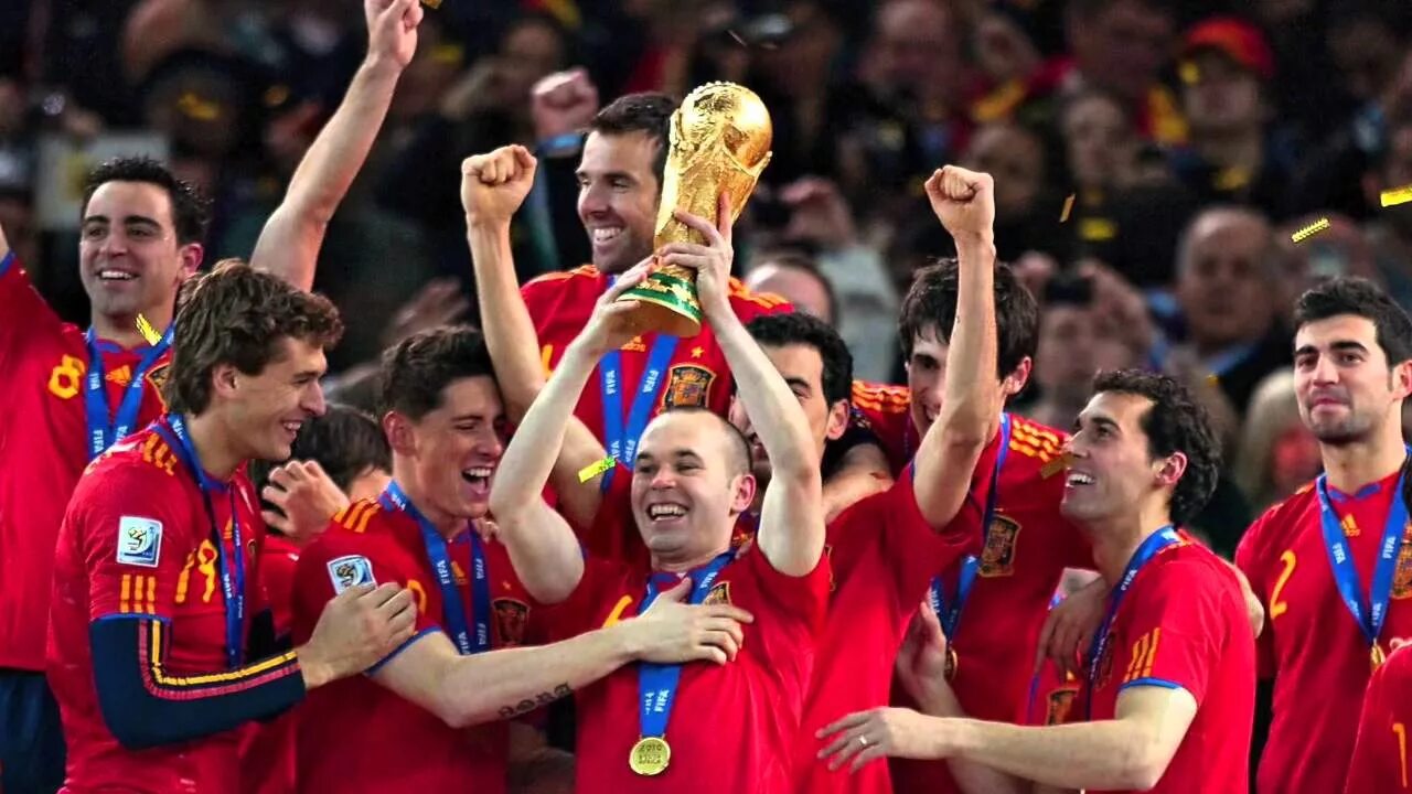 Spain World Cup 2010. Сборная Испании фон. Знак сборной Испании по футболу. Испания чемпион 2010. Сборная испании по футболу чемпионы