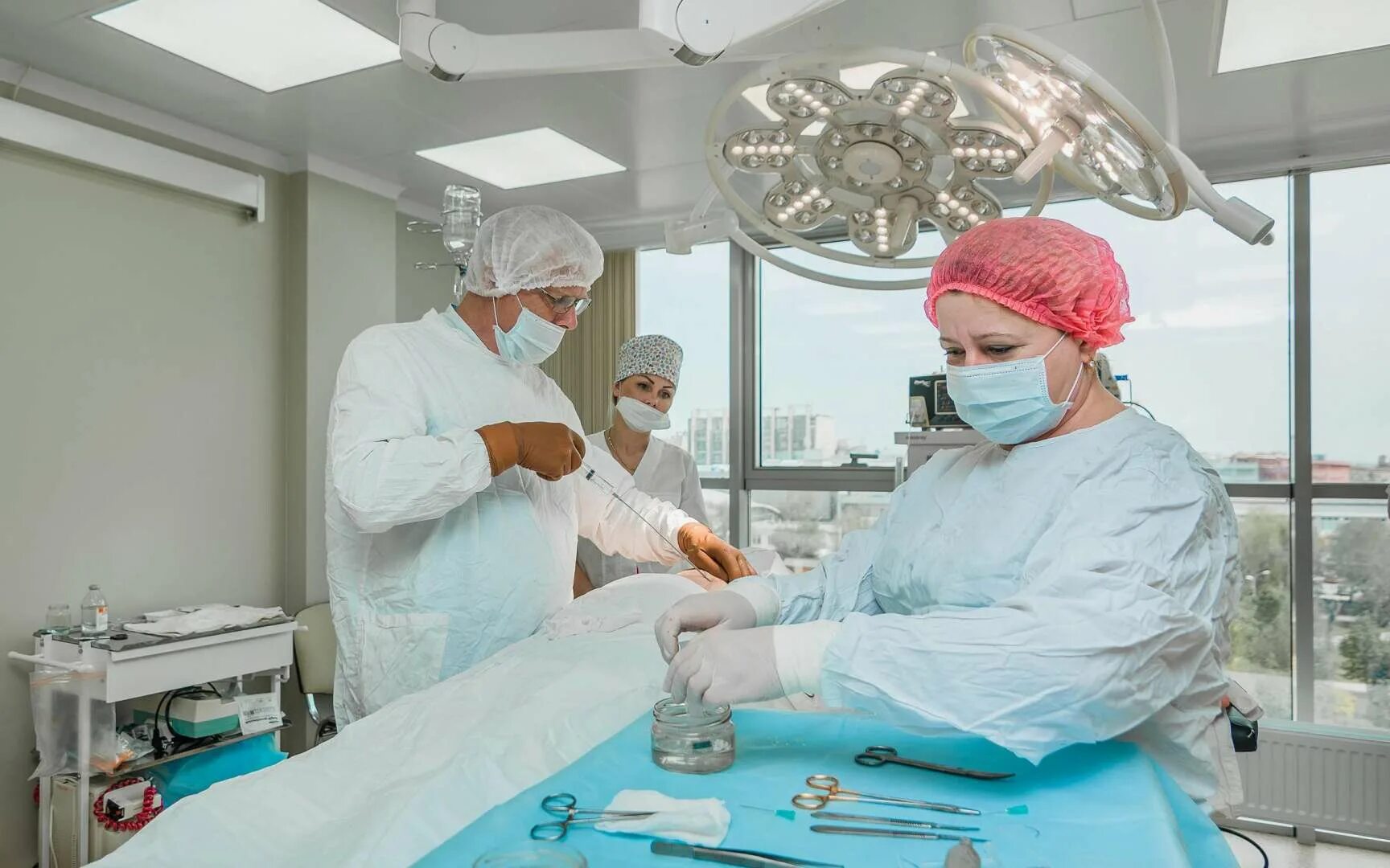 Кишечны врач из чични ихван. Высокотехнологичная медицинская помощь. Хирургическое отделение можга. Медики. Клиника ассоль волгоград официальный сайт.