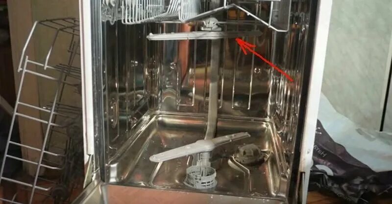 Посудомойка бош верхний разбрызгиватель. Посудомоечная машина GSA 489 Kuppersberg верхняя форсунка. Вирпул посудомойка внутри. Посудомойка Сименс Электролюкс. Вода в посудомойке бош