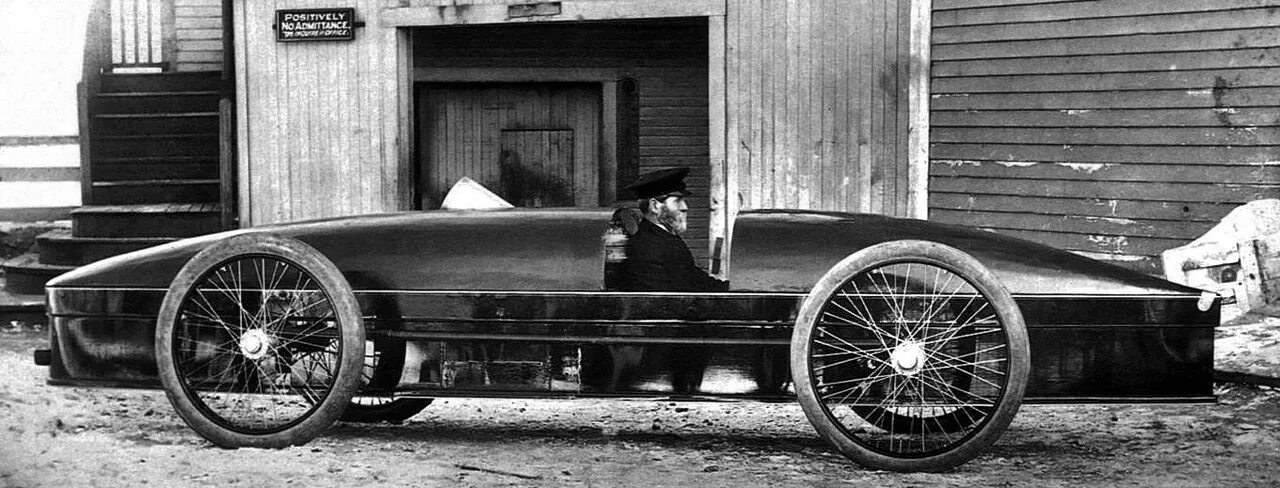 Поставь 1 машину. Паровые автомобили Stanley. Паровой автомобиль братьев Стэнли. Паровой автомобиль фирмы Stanley. Ракета братьев Стэнли.