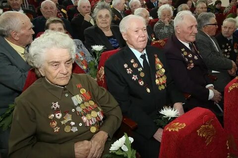 Ветераны пожилые люди