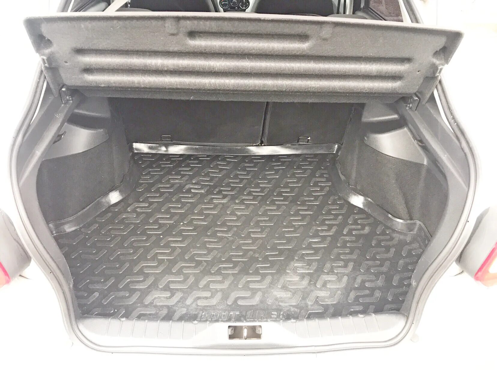 коврик в багажник лады гранты