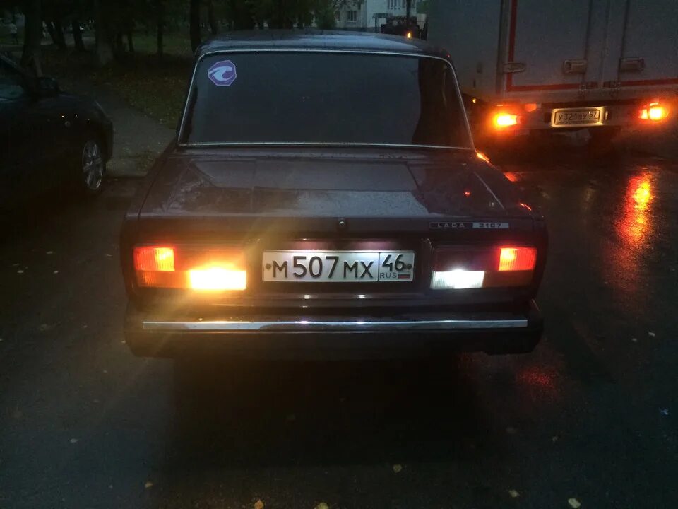 Ваз 2106 задний ход led. Лед фары на ваз 2107. Диодные лампы на ваз 2107. Габариты фонарей ваз 2107. Светодиодные лампы в габариты ваз 2107.