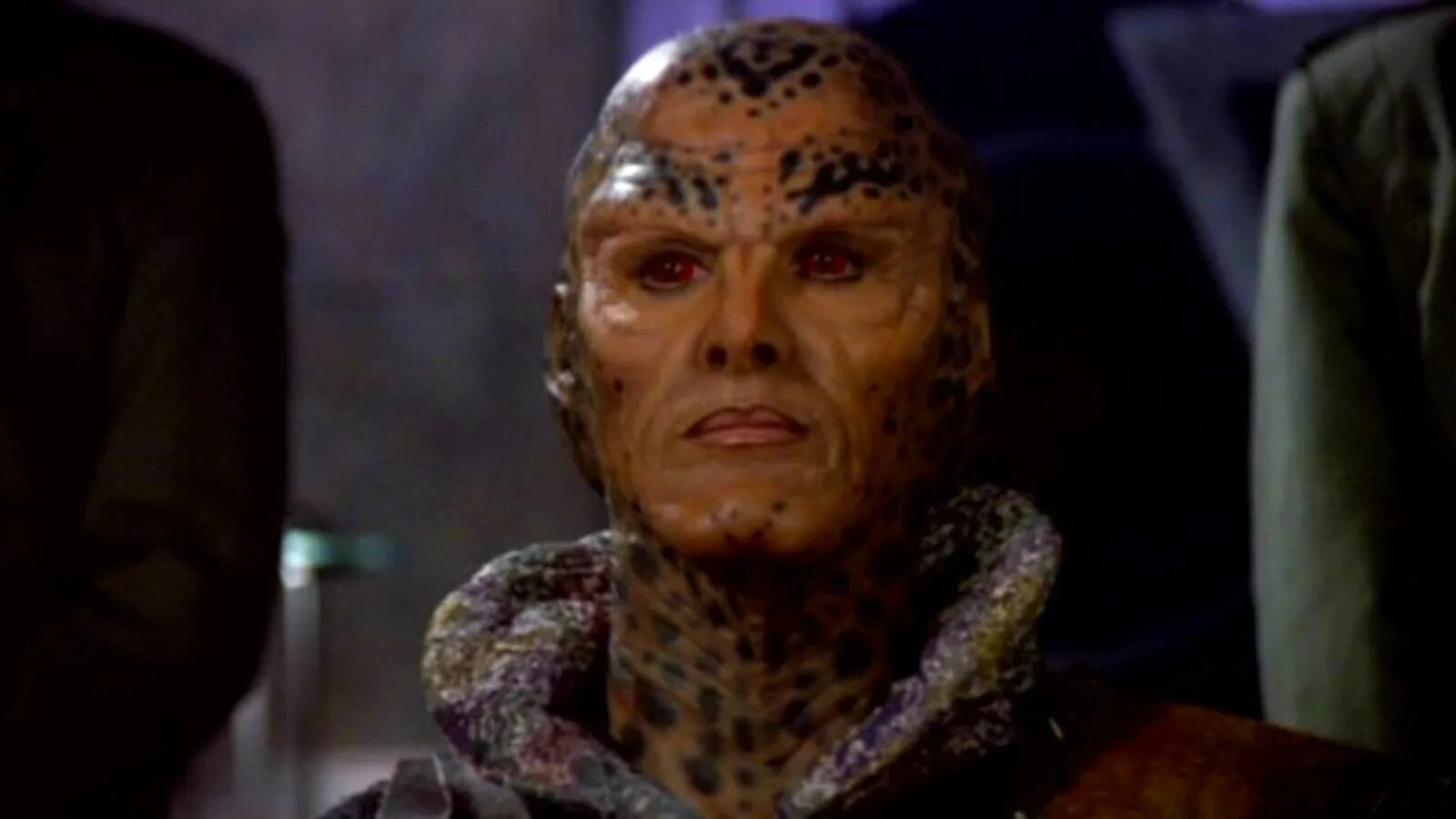 Нарн царн. Нарн вавилон 5. вавилон 5  babylon 5 - 1 сезон, 1 серия. джули кэйтлин браун в гриме вавилон 5. посол нарна вавилон-5.