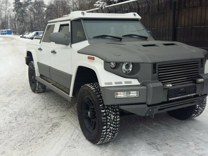 Купить б/у Комбат Т98 2000-2025 8.1 AT (400 л.с.) 4WD бензин автомат в Санкт-Пет
