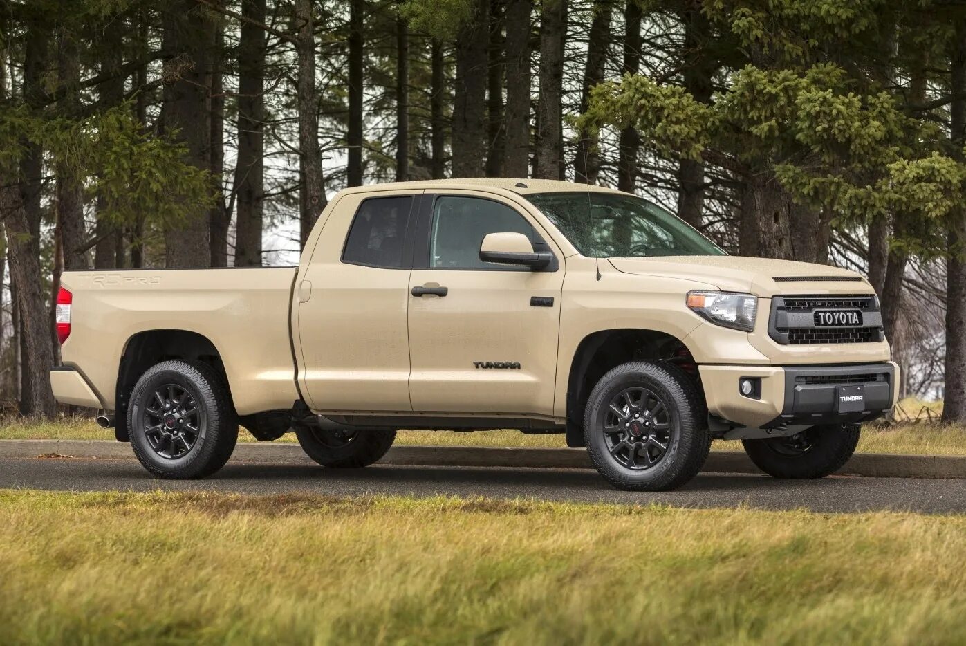 Тойота tundra sr5. Пикап тойота тундра. Машина тундра фото. Toyota tundra 2014 crewmax. Пикап тойота тундра 2015.