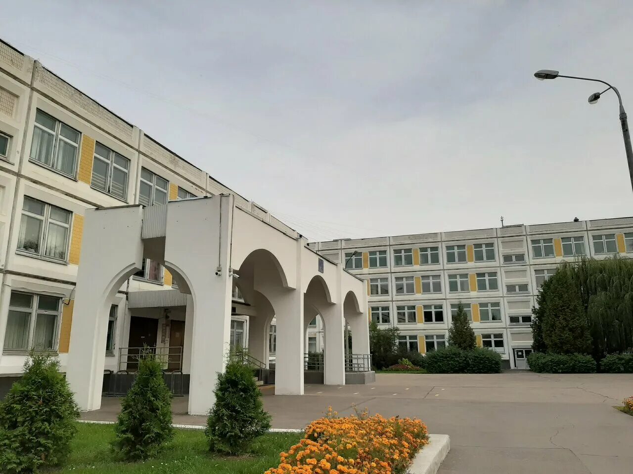 в. школа 867 москва. гимназия 1034 в братеево. братеевская 18 школа. школа №1034 имени героя советского союза в.