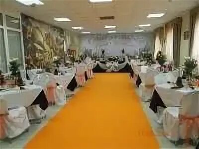 домашнее кафе. суп с фрикадельками и салат. кафе домашняя кухня город арамиль. кафе эдан арамиль. домашняя кухня арамиль.