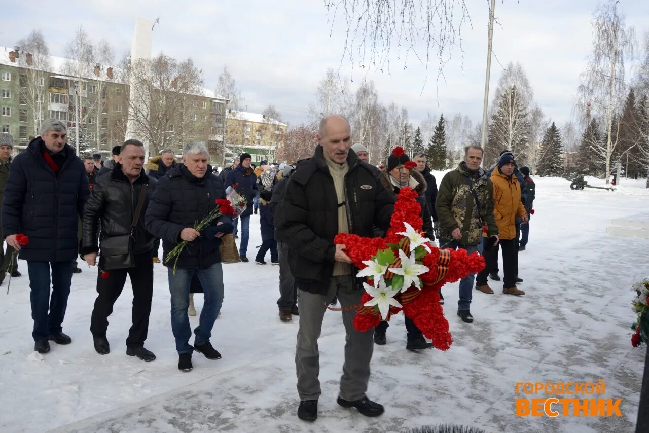 Нижняя салда ру. Афганцы в-салды. День Победы в нижней Салде. 35 Ая годовщина вывода войск из Афганистана в Лысьве. Показать 15 февраля в Уразовке.