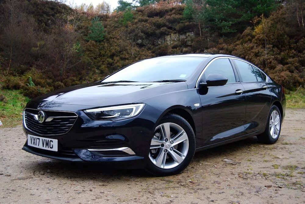 Opel insignia sport. Opel Insignia 2020. Opel Insignia 2018. Opel Insignia 2023 Sport. Opel Insignia 2017.