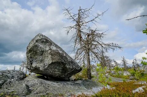 Карельский камень