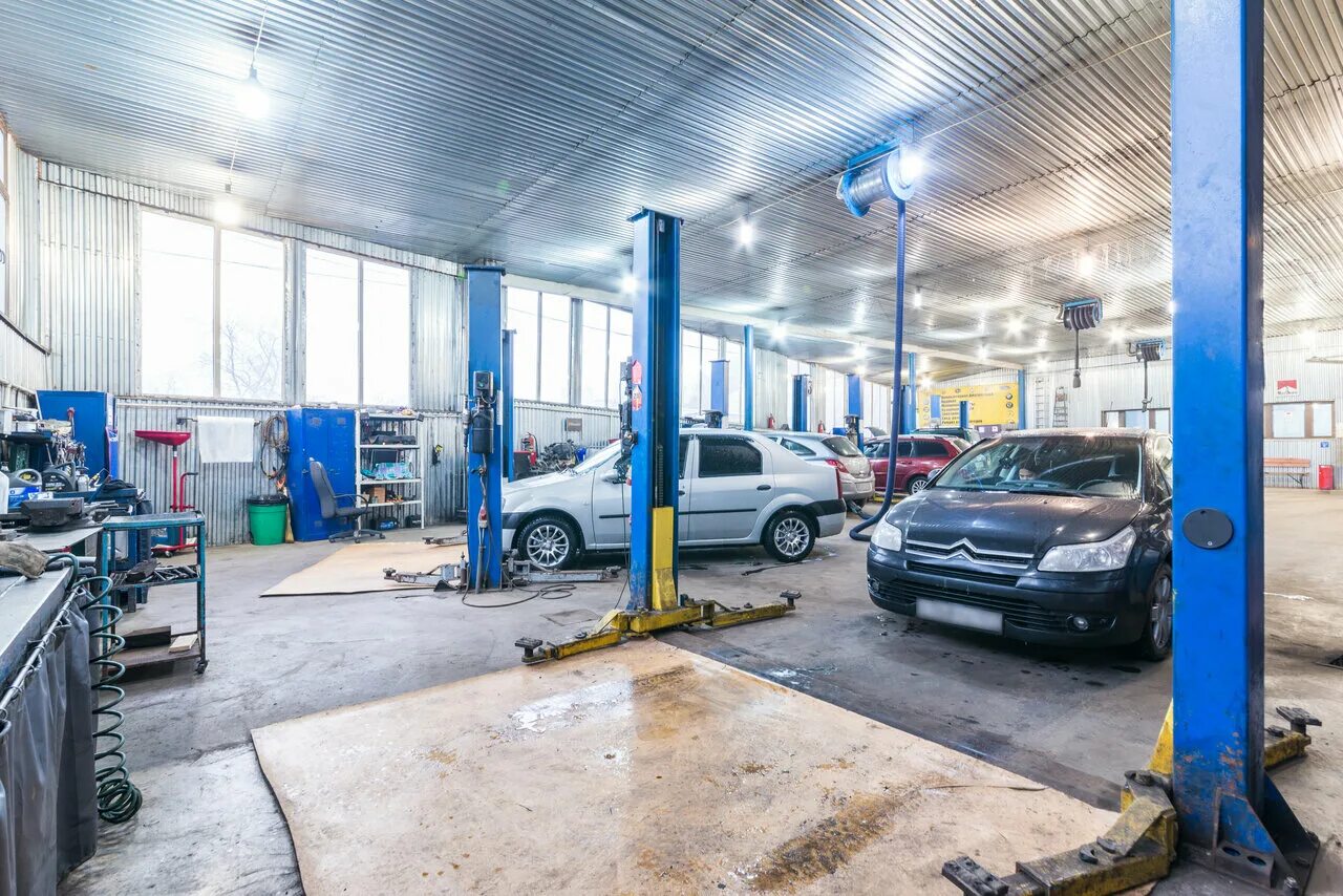 современный автосервис. техцентр гараж. авторемонт в гараже. 1-я улица измайловского зверинца 8. техцентр гараж.