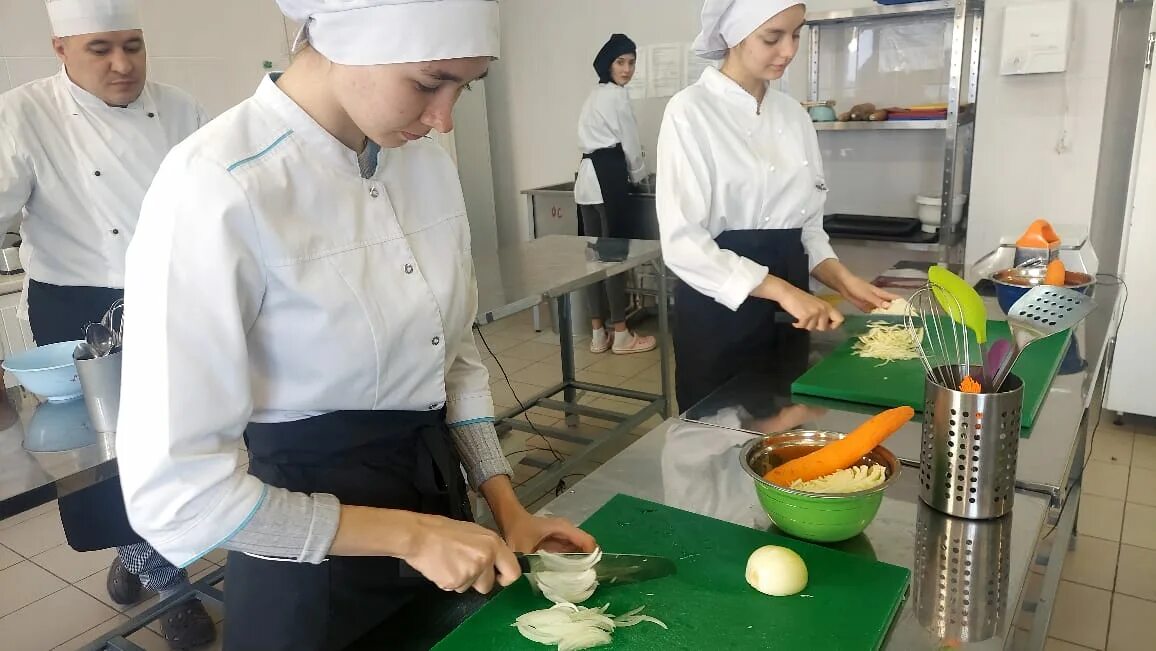 Тул колледж сервиса. Колледж сервиса и технологий магадан. колледж питания и сервиса новосибирск. колледж сервиса и технологий оренбург. сахалинский техникум сервиса техник технолог.
