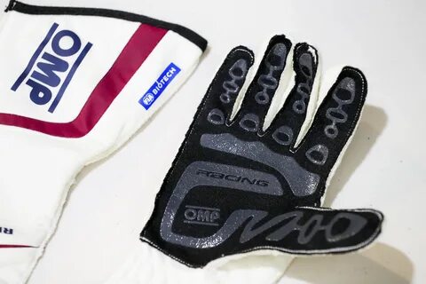 Glove 1