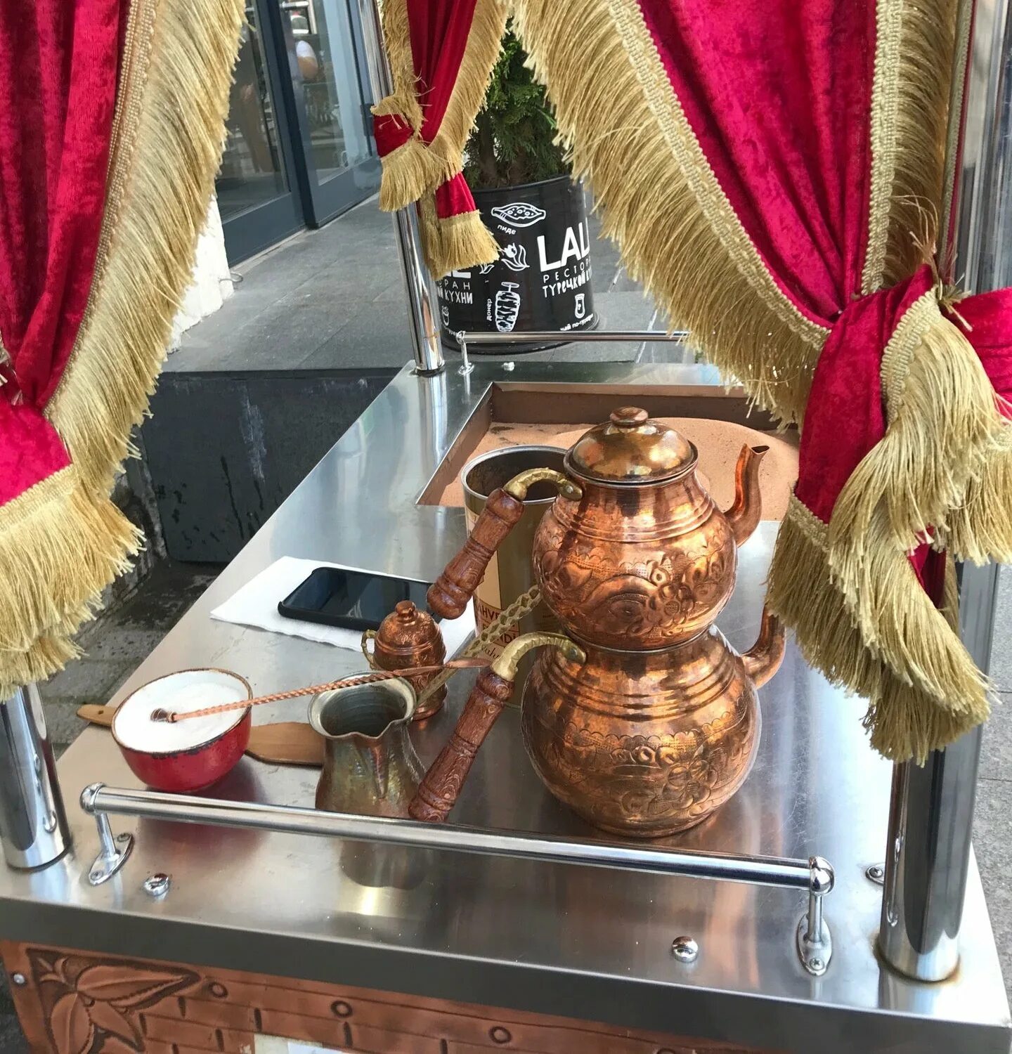 Lale turkish european cuisine. Турецкий ресторан лале спб. ресторан lale. lale ресторан спб невский проспект 91. лале султан ресторан.
