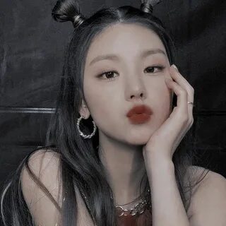 Itzy vampire