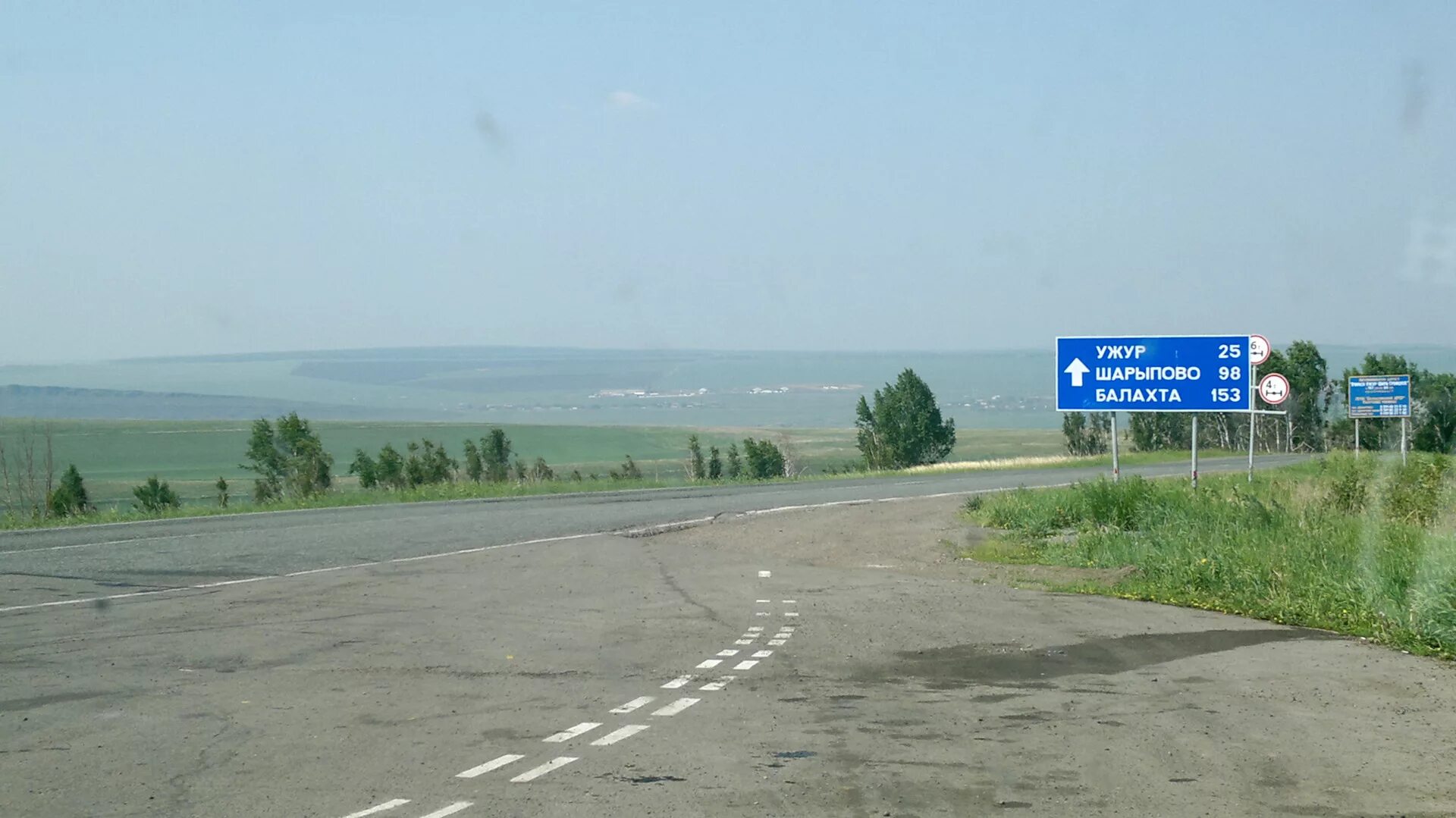 Зимняя дорога красноярск. Красноярск балахта на машине. Красноярск балахта на машине. Красноярск балахта дороги. Новоселово красноярск карта.