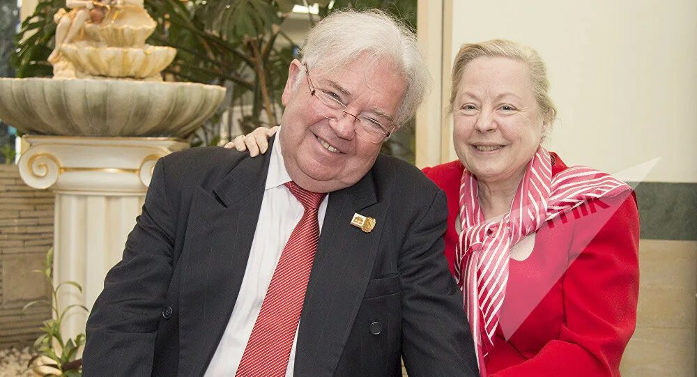 Ассасин крид последние потомки. Семьи которые правят миром список. Последние потомки. Александр александрович пушкин бельгия. Последние потомки.