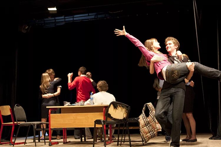 школа студия мхат выпуск 2011. актеры театра. гитис сцена. поступление в театральный вуз. гитис мастерская.