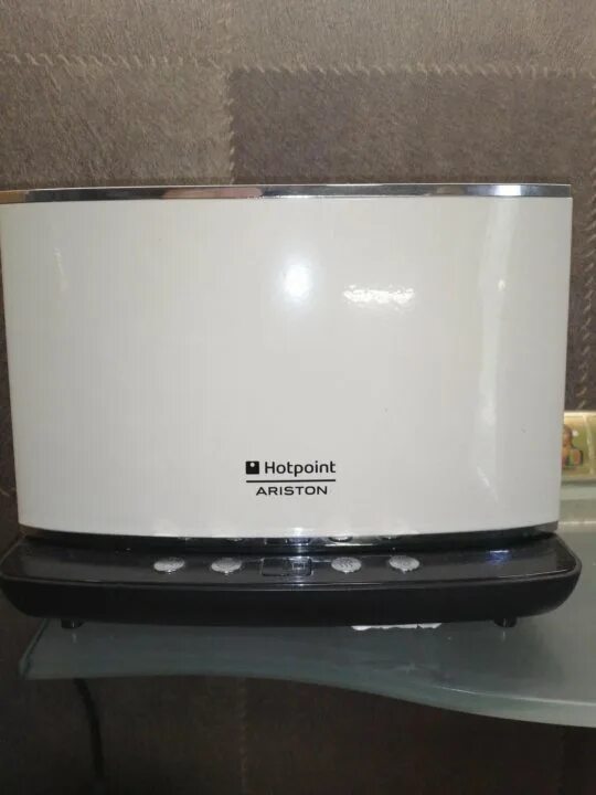 Hotpoint ariston 85. Тостер Хотпоинт Аристон. Hotpoint тостер. Hotpoint Ariston Extra long Digital Toaster. Hotpoint тостер реклама.