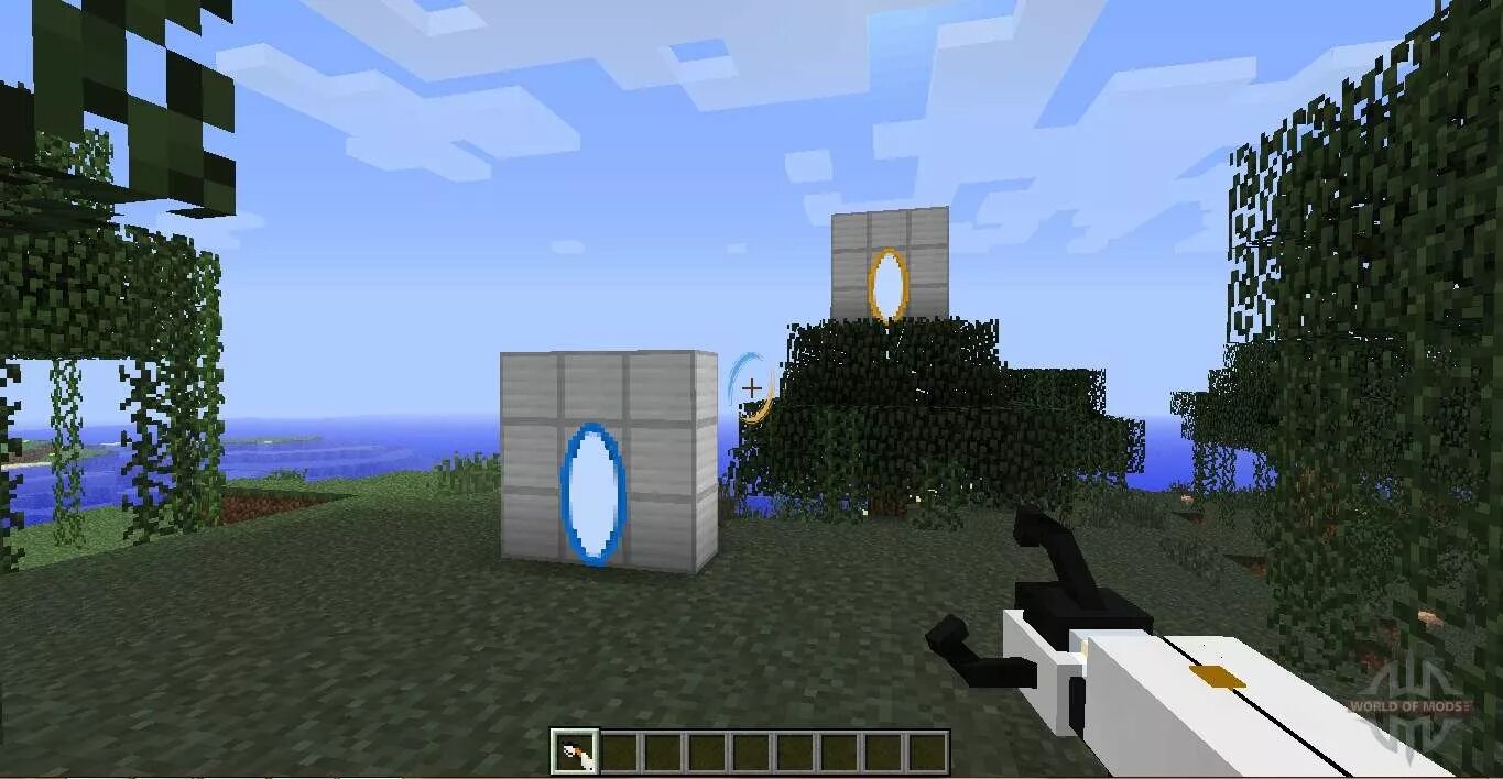 Minecraft мод portal. Portal 1 портальная пушка майнкрафт. portal 2 gun майнкрафт. портальная пушка в игре minecraft. мод на порталы.