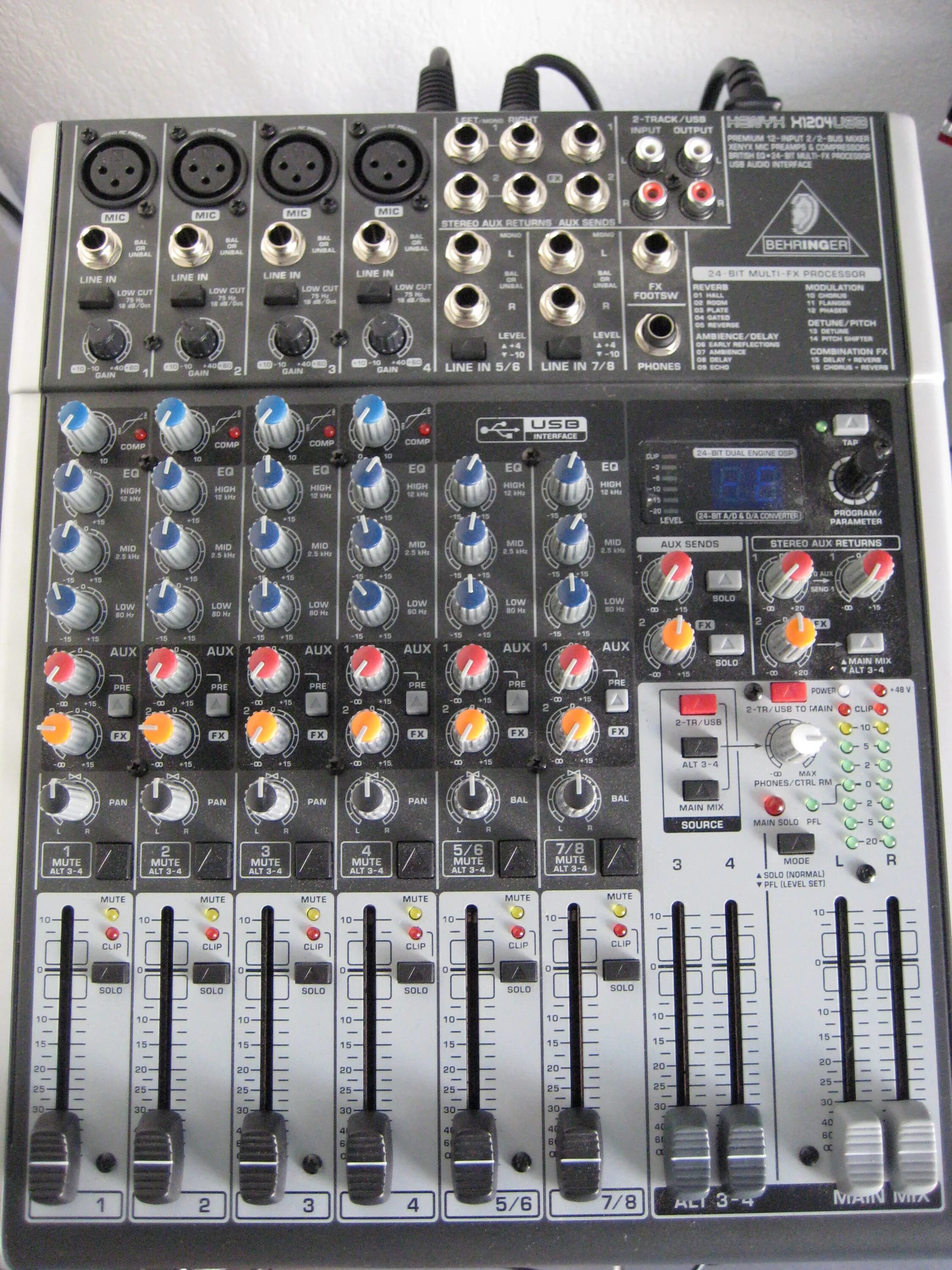Behringer driver. Берингер xenyx 1204. xenyx 1204usb эффекты. behringer xenyx 1204 эффекты. микшер behringer xenyx 806.