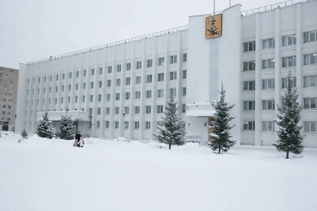 Мэрия архангельска телефоны. Администрация города архангельска. Мэрия архангельска телефоны. Мэрия архангельска телефоны. Площадь ленина здание мэрии архангельск.