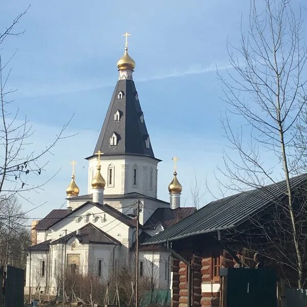 Храм ксении петербургской в медвежьих озерах. Храм ксении петербургской отпевание медвежьи озера. Храм ксении петербургской в медвежьих. Храм ксении петербургской в медвежьих озерах. Храм ксении петербургской в медвежьих озерах.