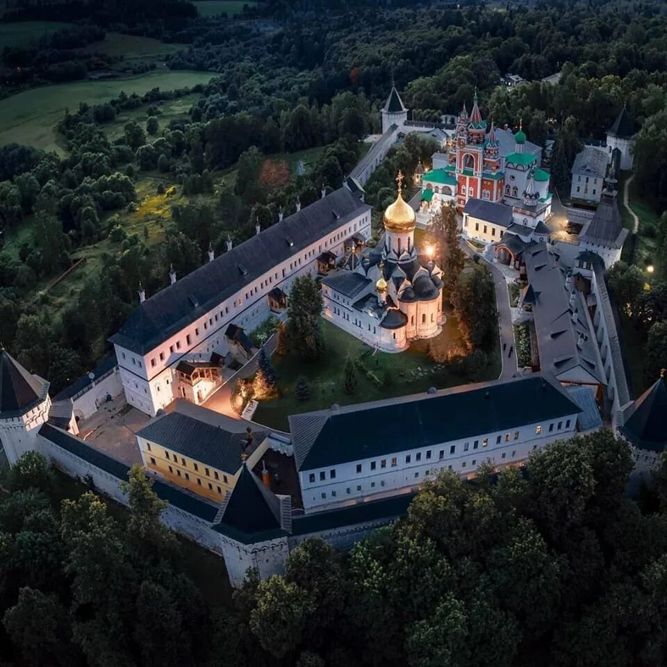 Саввино сторожевский монастырь москва. Свято сторожевский монастырь звенигород. Саввино сторожевский монастырь москва. Саввино сторожевский монастырь москва. Саввино сторожевский монастырь москва.