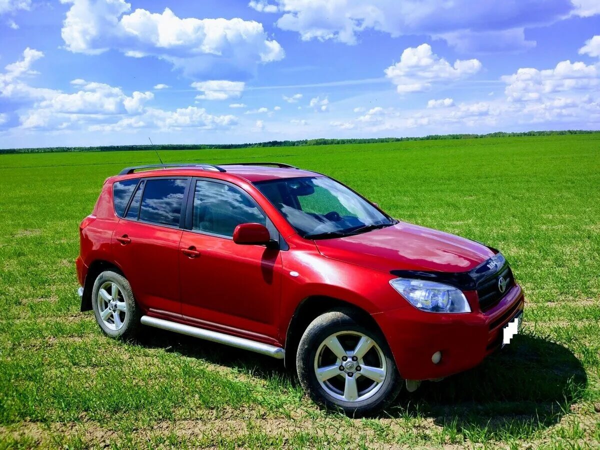 Купить тойоту рав 4 2006. Toyota rav4. Toyota rav4 красная. Рав 4 машина. Toyota rav4 хэтчбек.