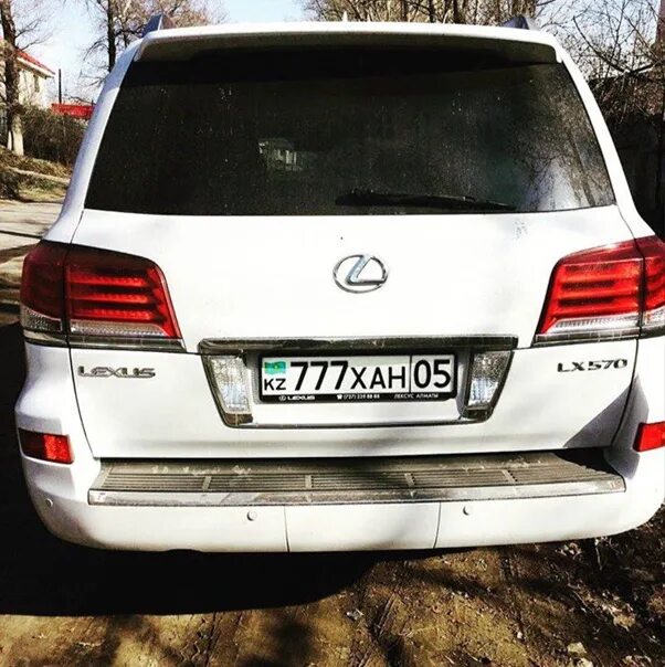 Блатные номера 111 777. Номера хан. М777ер77. Номера хан. Автомобильный номер хан.