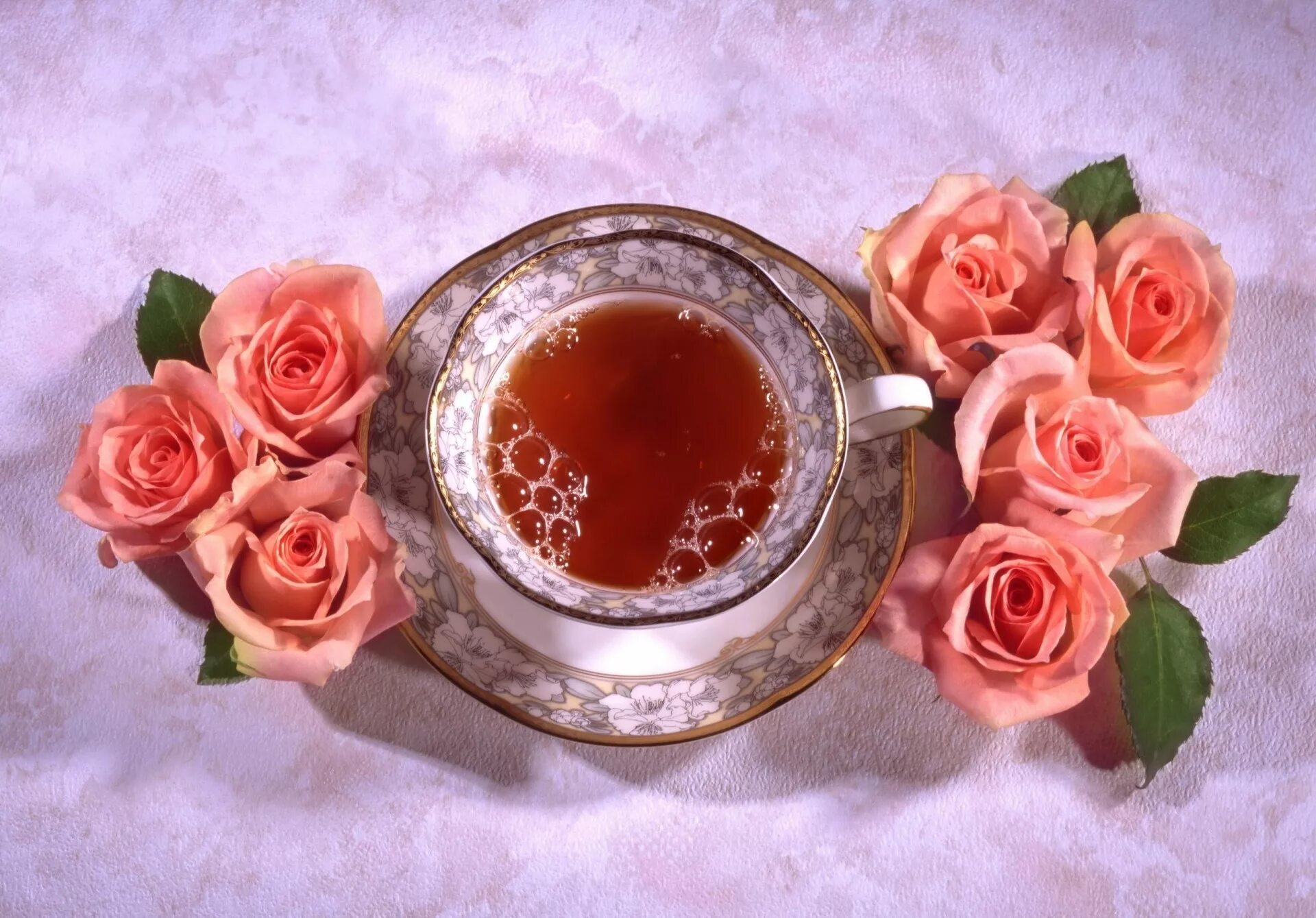 Доброе утро хорошего дня чаи. Чашка чая. Чашка чая с розой. Чашечка чая с цветами.