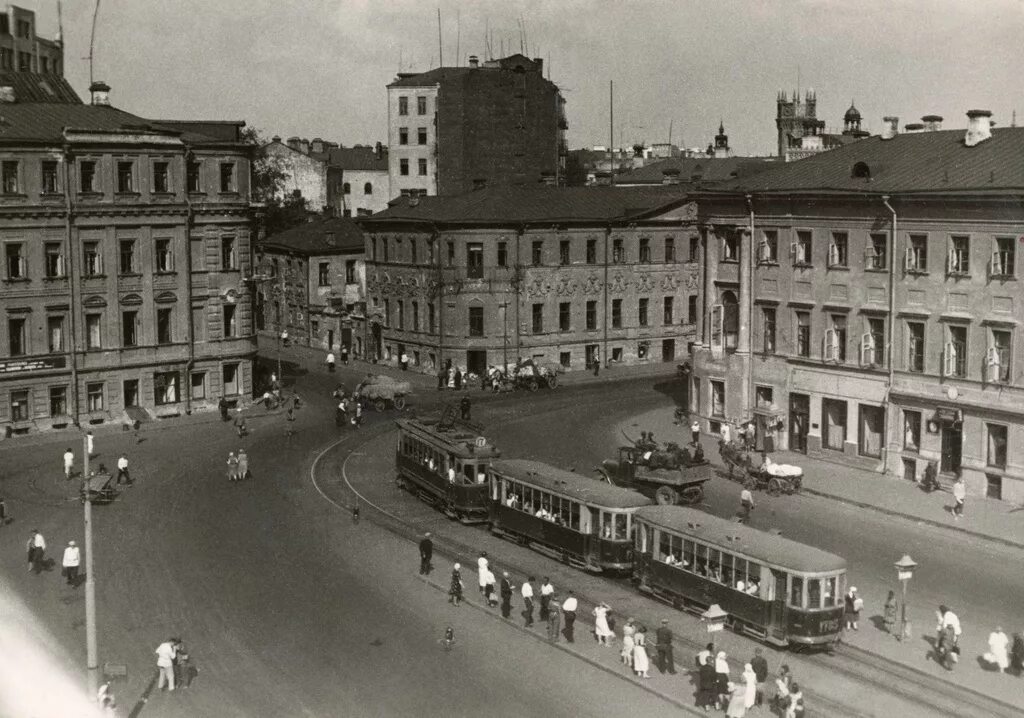 Арбатская площадь 4. Арбатская площадь 1950. Арбатская площадь 1910. Арбатская площадь 1930. Арбат Москва 30 годы.