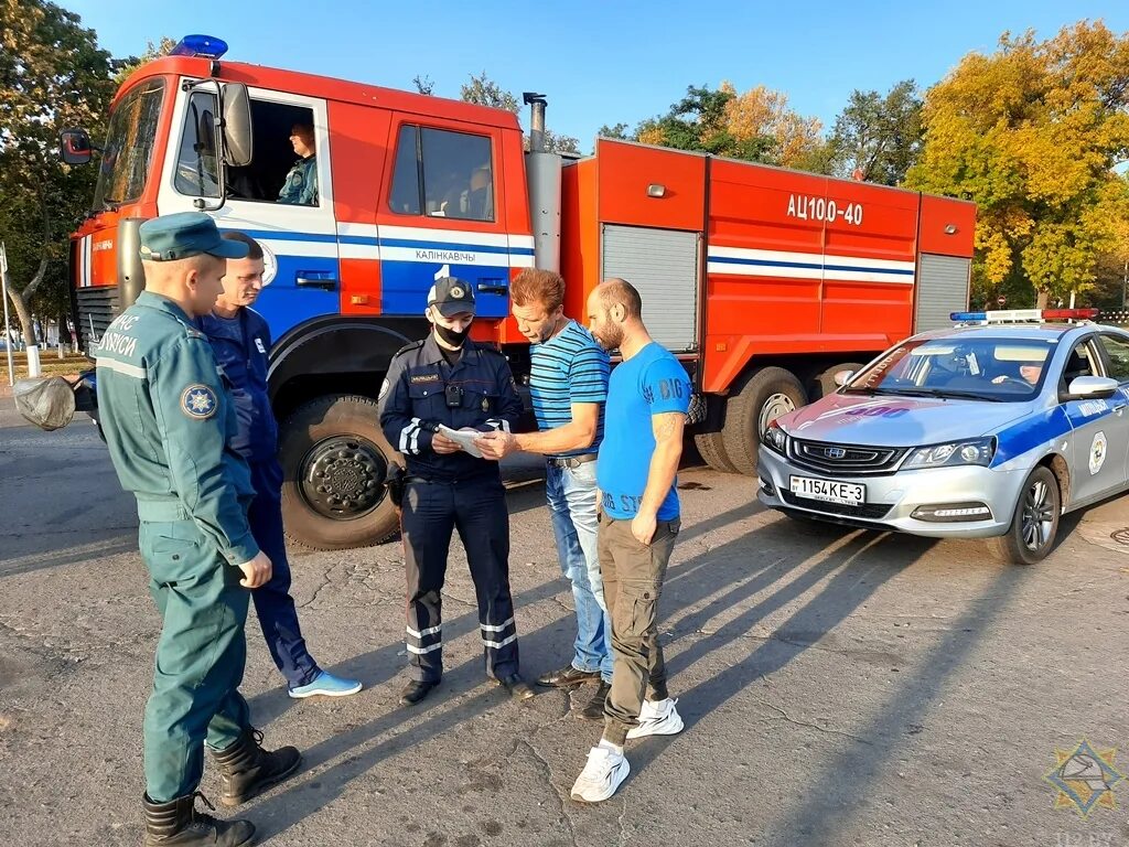Милицейский участок. Гаи калинковичи. Калинковичские навины. Мчс белоруссии реформа. Гаи калинковичи.