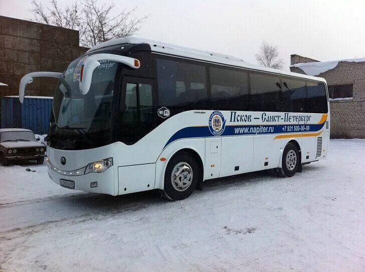 Псковские автобусы. Маршрутка автофаворит. Автофаворит петербург псков. Маршрутки санкт-петербург псков расписание автофаворит. Автофаворит петербург псков.