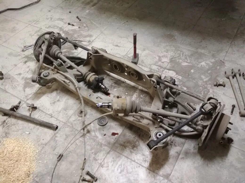 Подвеска марка 90. Подвеска toyota mark 2 100.