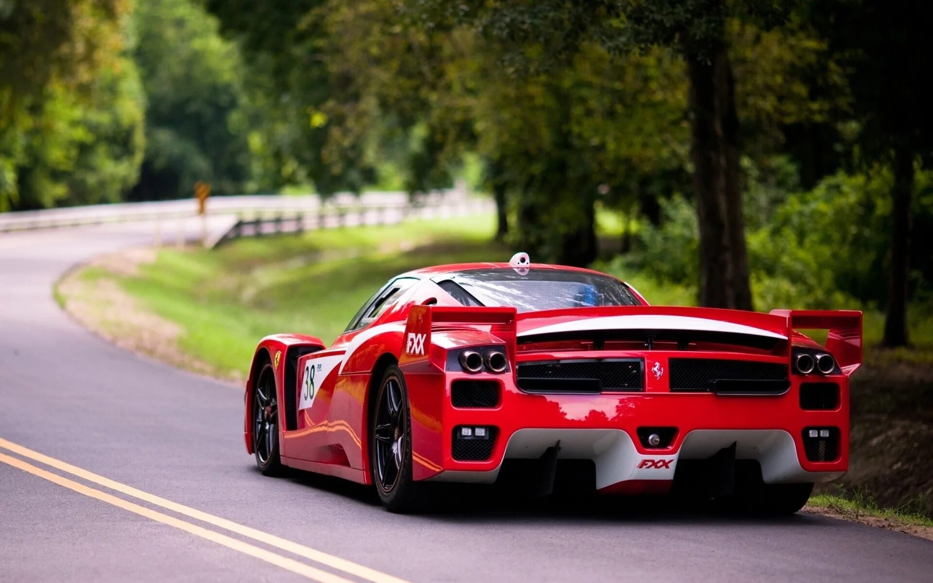 Обои ferrari. Машина Ferrari FXX. Ferrari FXX Black. Спорткар Феррари гоночные.