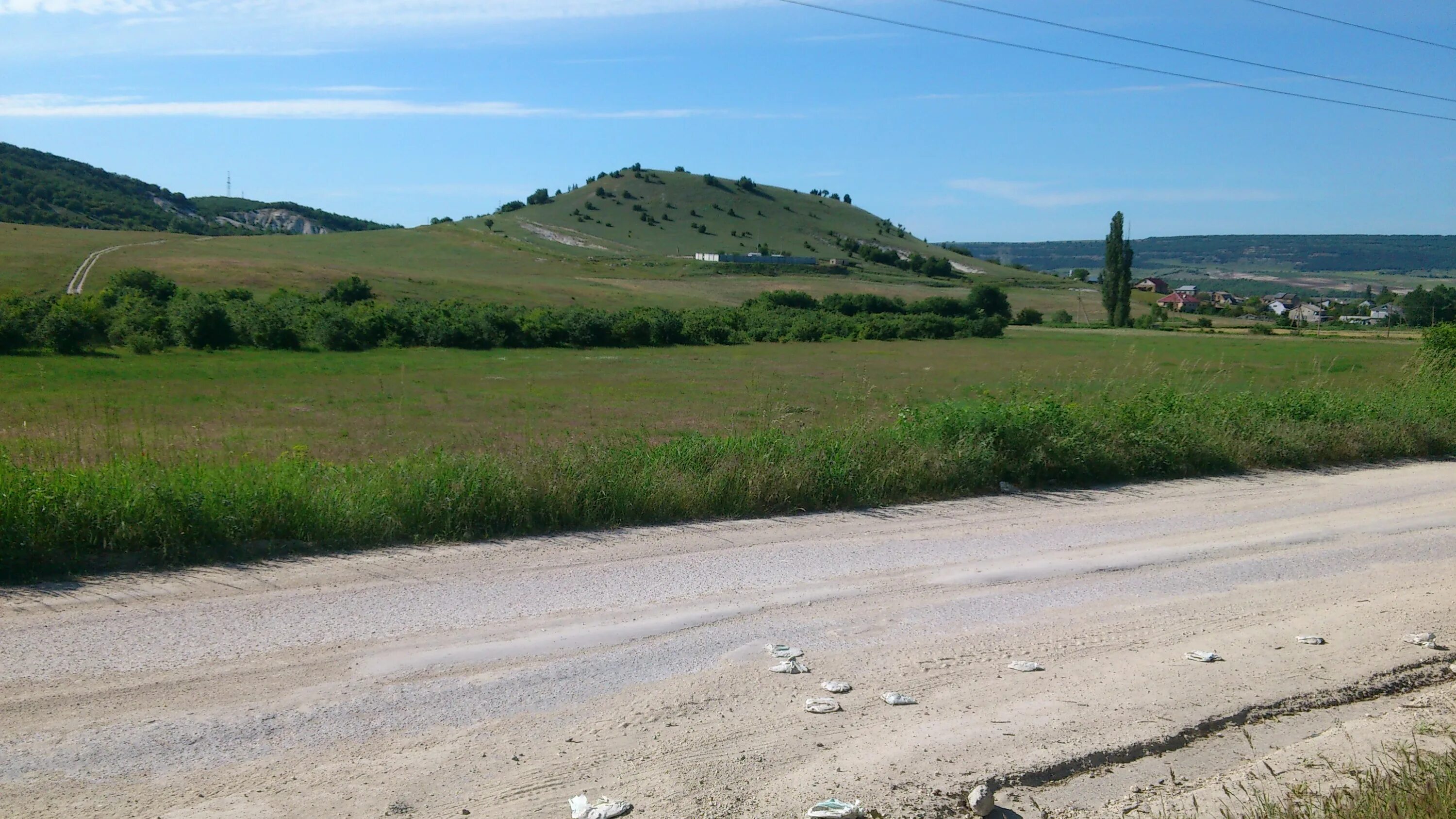 Погода в холмовке бахчисарайского. Село Холмовка Крым. Холмовка Бахчисарайский район. Село Холмовка Бахчисарайский район. Бахчисарай Холмовка.