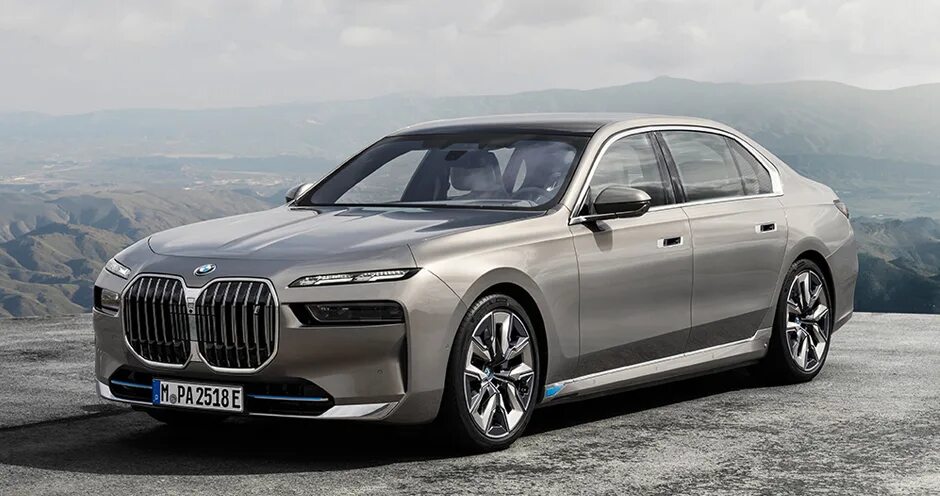 Bmw 7 2024 new. G7 2024. Bmw 7er g11-g12.