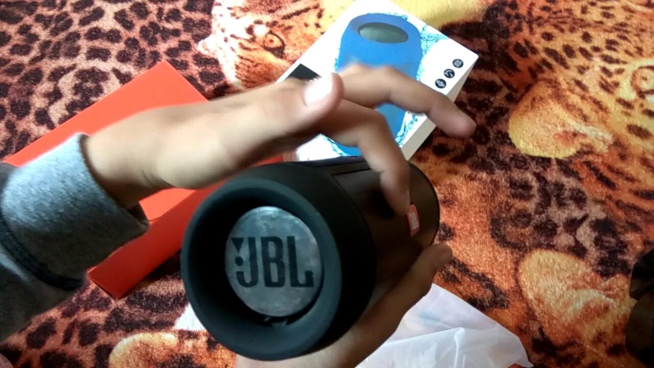 Jbl колонка как отличить