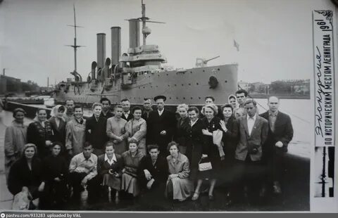 25 октября 1917 крейсер
